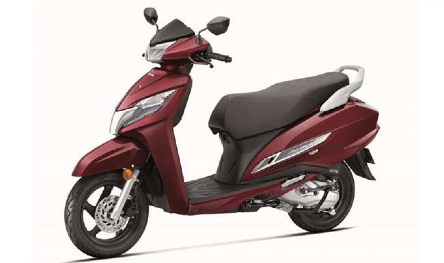 How Powerful Is The Tvs Ntorq From Honda Activa 125 Bs6 Here S