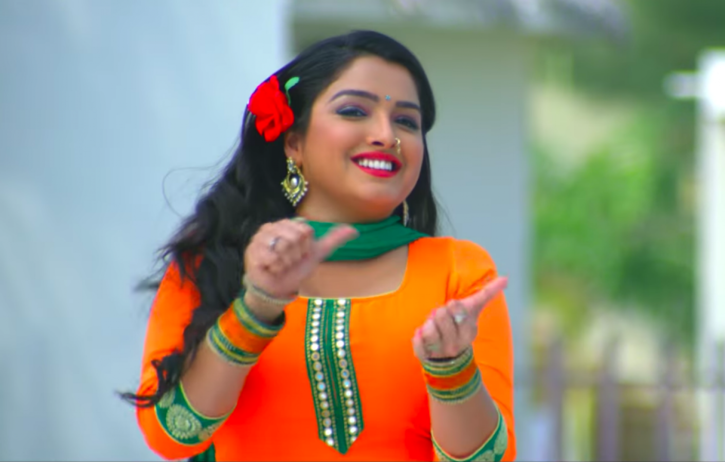 Bhojpuri actress Amrapali Dubey stirred havoc in bold green dress ...