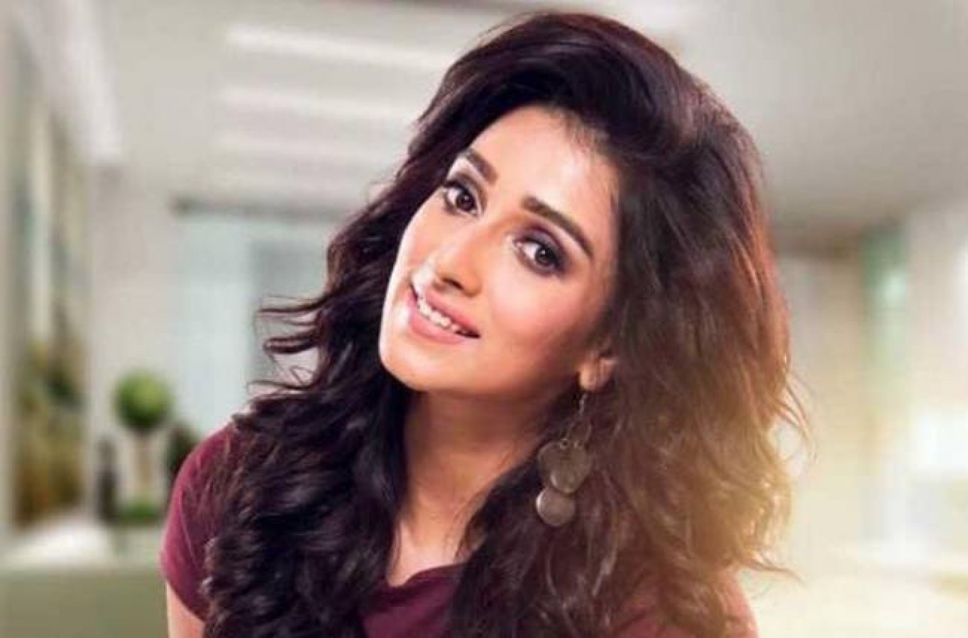 1364px x 900px - Sayantika Banerjee shares this look on social media | News Track ...