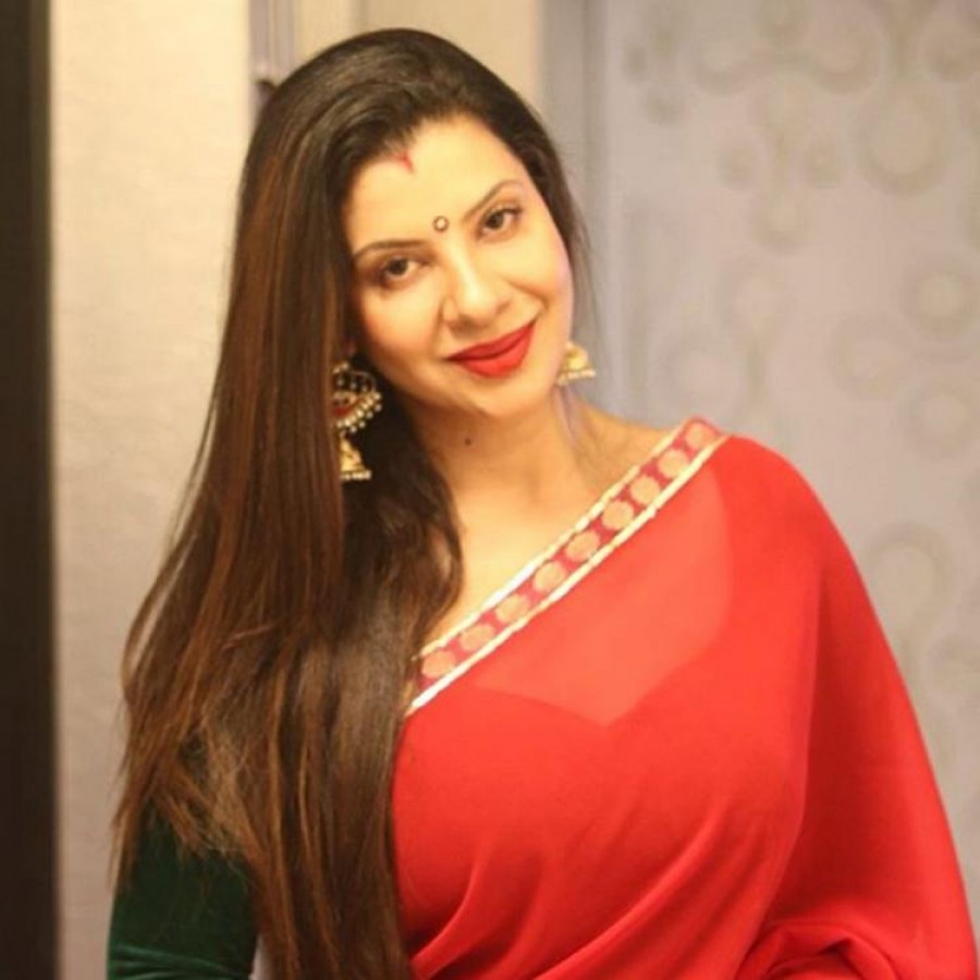 Sambhavna Seth's hot video going viral on internet | News Track ...