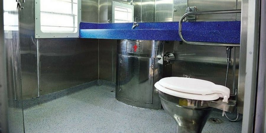 2019 तक सभी ट्रेनों में लगेंगे बायो टॉयलेट