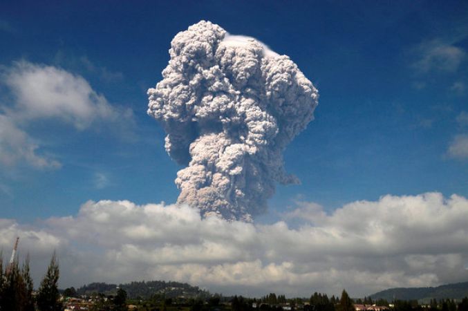 ज्वालामुखी के कहर से ख़त्म हो सकता है इंडोनेशिया