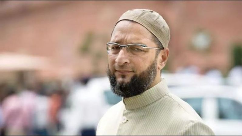 On the statement of Owaisi, the BJP leader said, - Do not talk about stake, it was given in 1947 itself