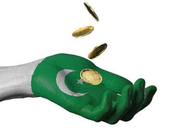 6 अरब डॉलर का कर्ज मिलने के बाद भी गर्त में ही जा रहा पाकिस्तान, जानिए कैसे