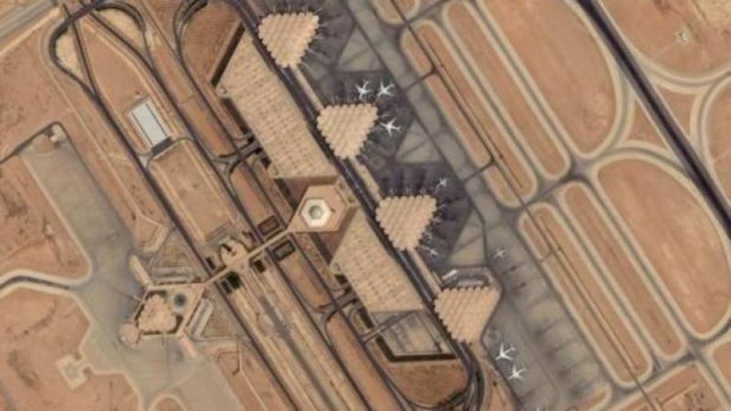 हूती विद्रोहियों का रियाद एयरपोर्ट पर मिसाइल हमला
