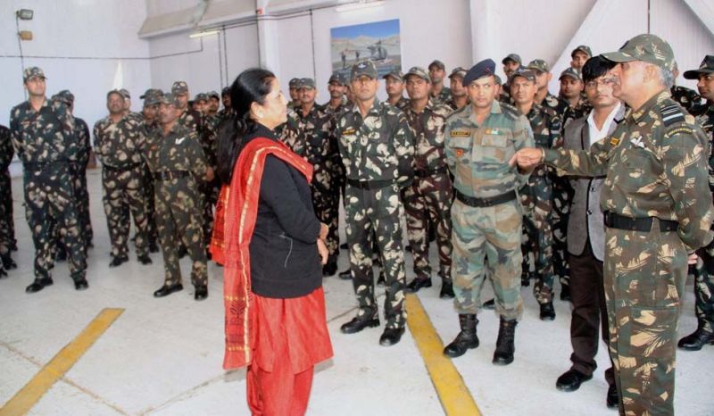 रक्षामंत्री निर्मला सीतारमण तीनों सेना के जवानों के साथ मनाएंगी दिवाली
