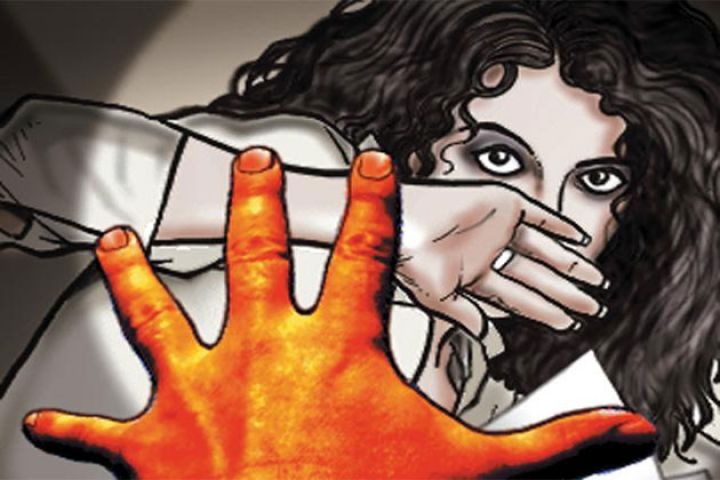 For harassing woman at UP;man beaten to death