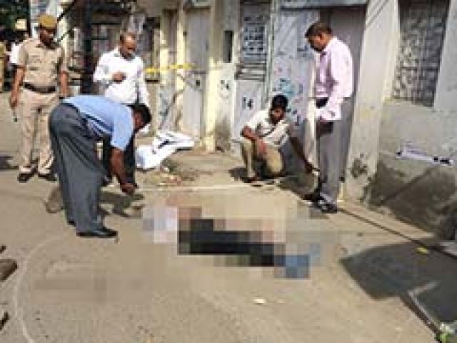 Youth's body found in outer Delhi