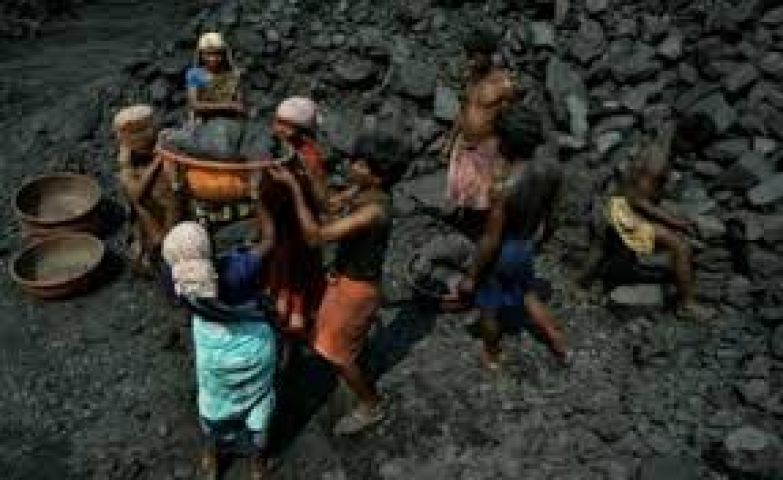 Officer suspended, 5 killed in mine mishap in UP
