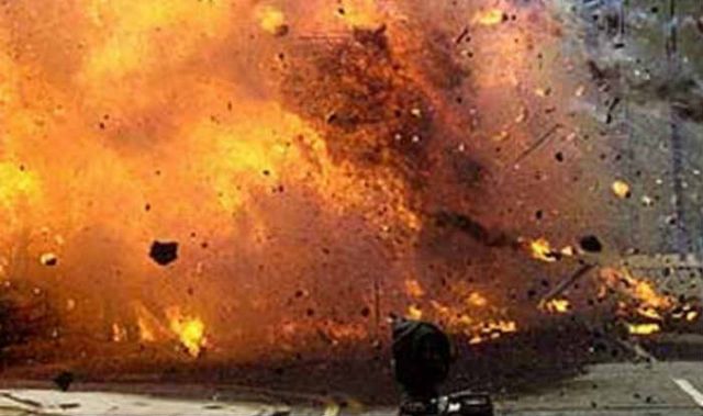 Chhattisgarh naxals bomb blast, Jawan and civilian injured