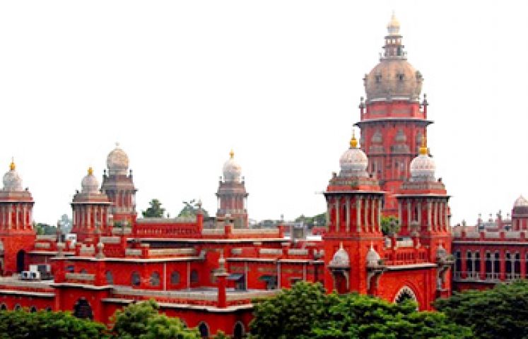 Madras HC directs Centre to relief 62 stranded fishermen