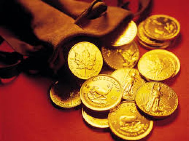 Panji: Held 7 kg gold abandoned in aircraft toilet