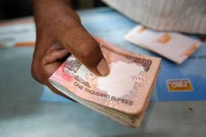Rupee gains 3 paise against US dollar