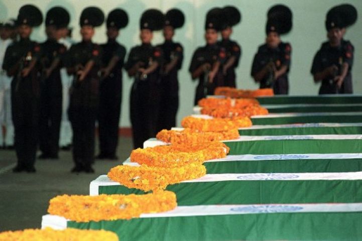 PM Narendra Modi paid rich tribute to the martyrs on the 17th Kargil Vijay Diwas
