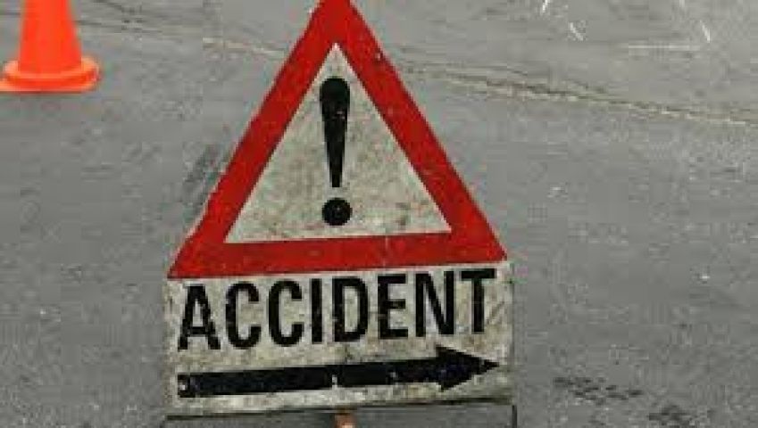 Accident in road mishap in WB 4 month baby died and 17 injured