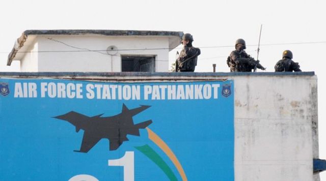 Five member Pakistan official Intelligence team lead Pathankot today