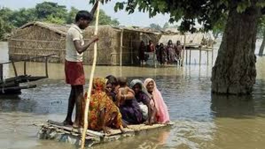 Floods increases the death toll to 205 in Bihar .!