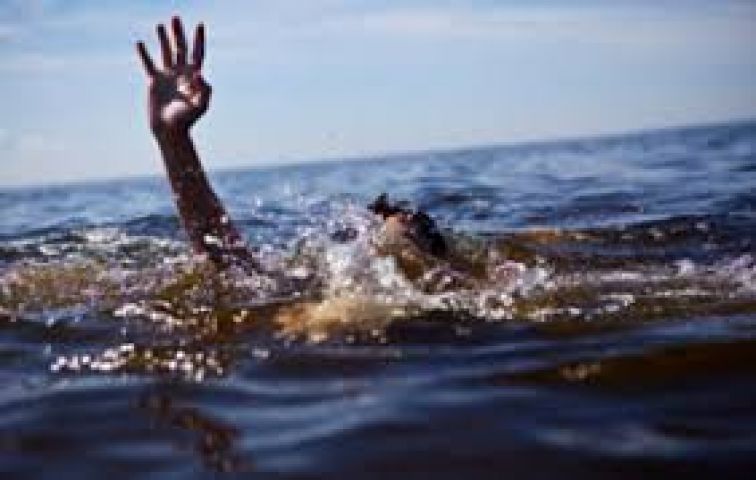 Three drowned while taking bath in a pond