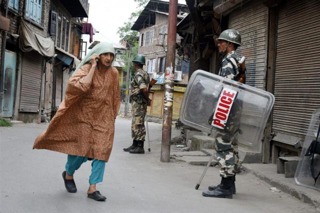 Restrictions continue in Kashmir valley for the 69th consecutive day