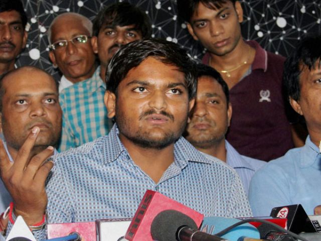 Hardik Patel;No intention to join any political party