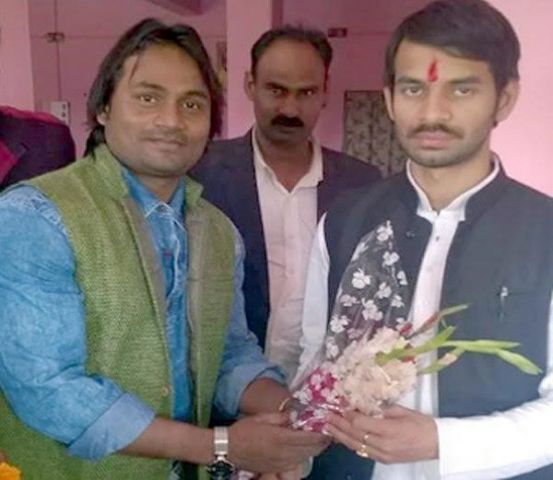 Controversy begins as Lalu's son spotted with Shahabuddin's aide