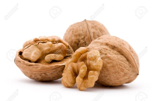 Its good to eat walnuts, but is it true they prevent heart disease!
