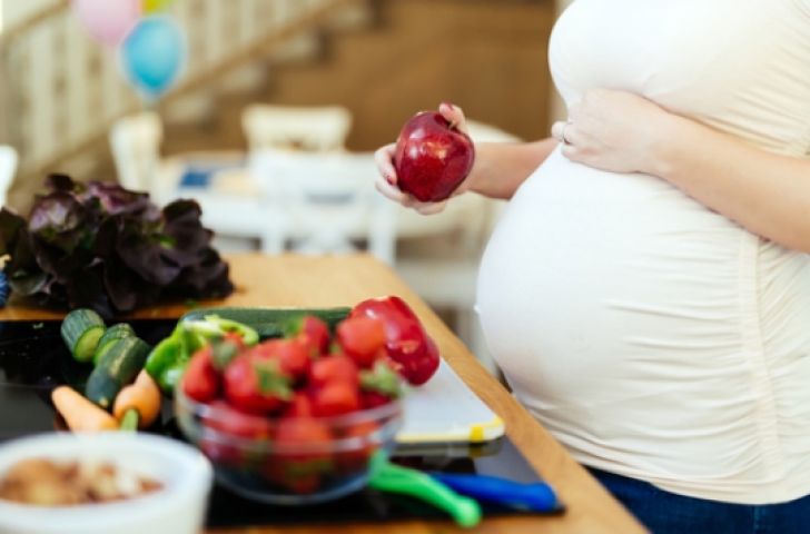 'Vitamin B12' deficiency during pregnancy may raise a new born's risk to 'type 2 diabetes'