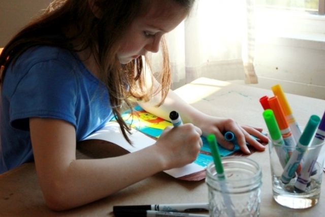 How to encourage creativity in kids?