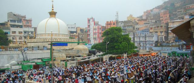 Cleanse your soul by visiting 'Khawaja Gharibnawaz Dargah Ajmer'