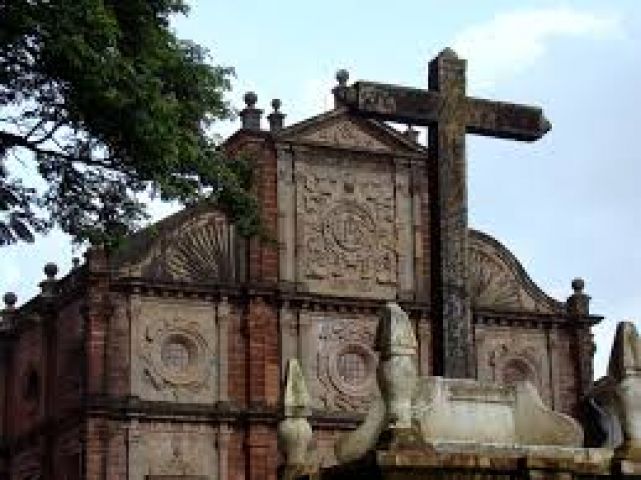 Do visit Goa's Bom Jesus Basilica !