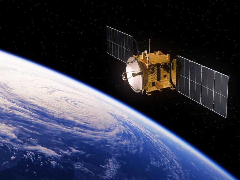 अंतरिक्ष में सुरक्षा बलों की निगरानी क्षमता को बढ़ाने के लिए, पांच सैन्य उपग्रह लांच करेगा इसरो
