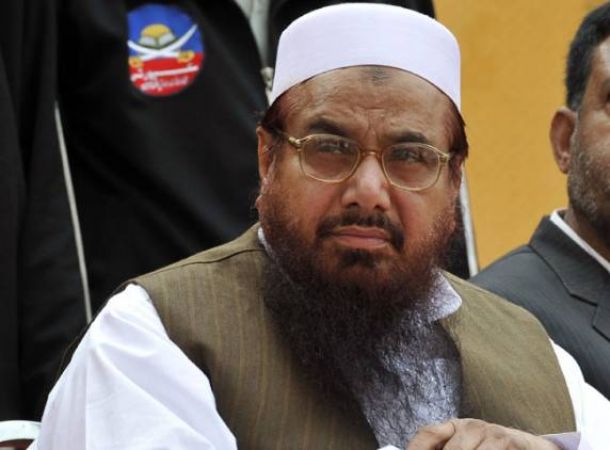 पाकिस्तान ने हाफिज सईद को माना आतंकी, गृह मंत्रालय ने किया कबूल