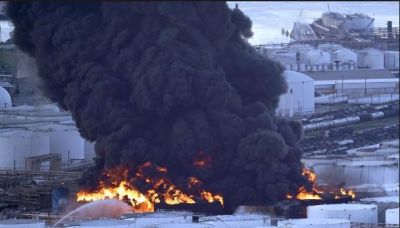 नासिक स्थित तेल उत्पादन इकाई में लगी भीषण आग, भारी नुकसान