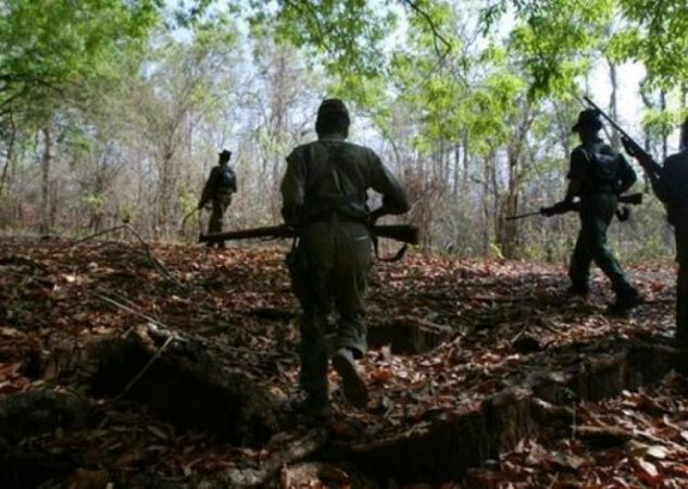 नक्सली हमले पर तेज हुई राजनीति, कांग्रेस ने की केंद्रीय गृहमंत्री के इस्तीफे की मांग