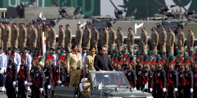 पाकिस्तान ने बढ़ाया रक्षा बजट, सेना को करेगा मजबूत