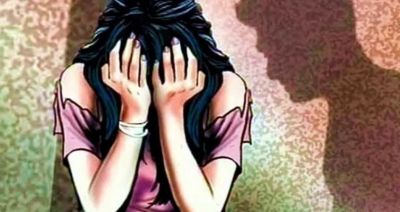 9th class student Raped in the house after locking her parents in room