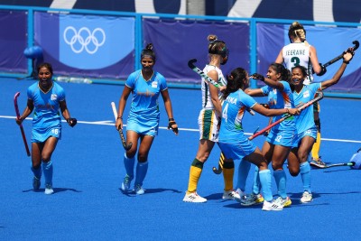 India creates history! Women hockey team stormed into semifinals