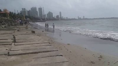 मुंबई: समुद्र में डूबे 3 स्कूली बच्चें, हुई मौत