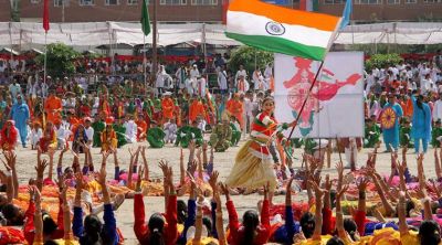 तिरंगे में रंगा विश्व, भारत के अलावा चीन ऑस्ट्रेलिया समेत कई देशों में हुआ ध्वजारोहण