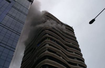 शॉर्ट सर्किट से मुंबई क्रिस्टल टावर में लगी आग