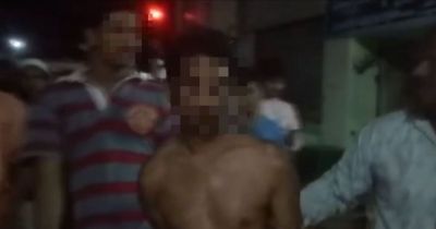 छात्रा का यौन उत्पीड़न करने वाले शिक्षक की लोगों ने की धुनाई, नंगा कर शहर में घुमाया