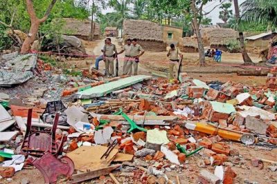 पश्चिम बंगाल में टीएमसी ऑफिस में बम विस्फोट, 2 की मौत, 4 घायल