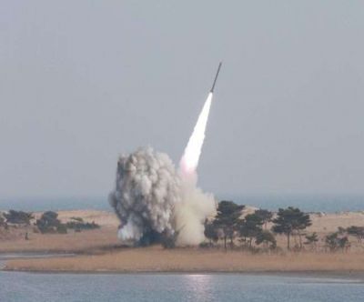 नार्थ कोरिया ने एक बार फिर से किया मिसाइल परीक्षण