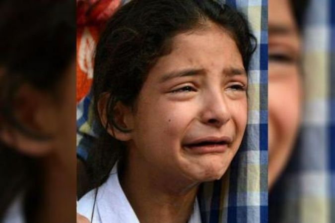 शहीद की मासूम बेटी की आँखों में आंसू देखकर, DIG द्वारा लिखा गया यह खत पढ़कर भावुक हो जायेंगे आप