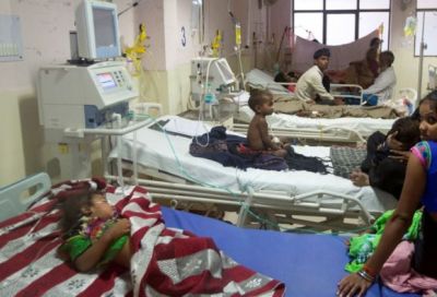 गोरखपुर में 48 घंटों में  फिर हुई 42 बच्चों की मौत