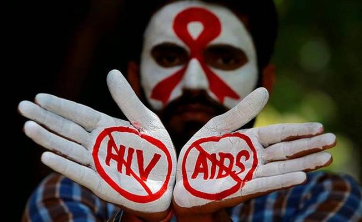 विश्व एड्स दिवस: यूनिसेफ की रिपोर्ट में हुआ भयावह खुलासा, एचआईवी संक्रमित के मामले में अव्वल है भारत