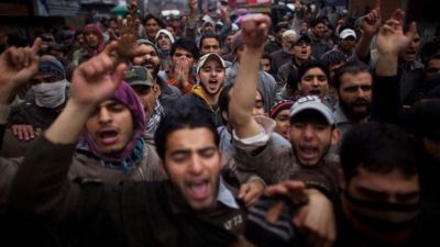बाल्टिस्तान : हजारों की संख्या में सड़कों पर उतरे लोग, पाक के खिलाग फूटा गुस्सा