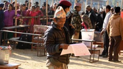 नेपाली जनता चुन रही प्रधानमंत्री