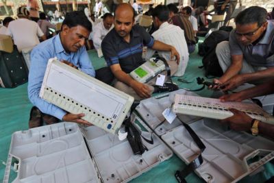 राजस्थान चुनाव: तीन दर्जन से ज्यादा मतदान केंद्रों पर ईवीएम ख़राब, भोपालगढ़ में वोटिंग का बहिष्कार