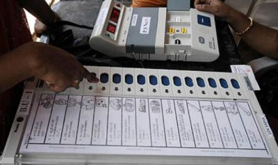राजस्थान/तेलंगाना चुनाव: कहीं एक तो कहीं दो घंटे देरी से शुरू हुआ मतदान, जानिए कहाँ-कहाँ आई ईवीएम में खराबी